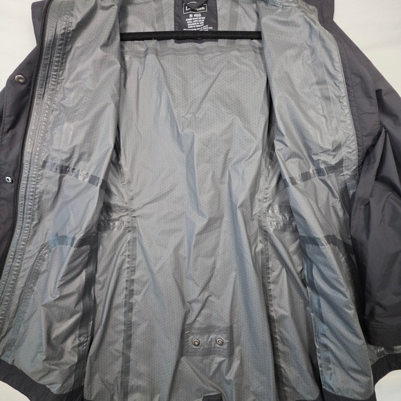 LL Bean Women's M Waterproof Rain Jacket Black Hiking Gear Outdoor Windbreaker - Picture 9 of 16